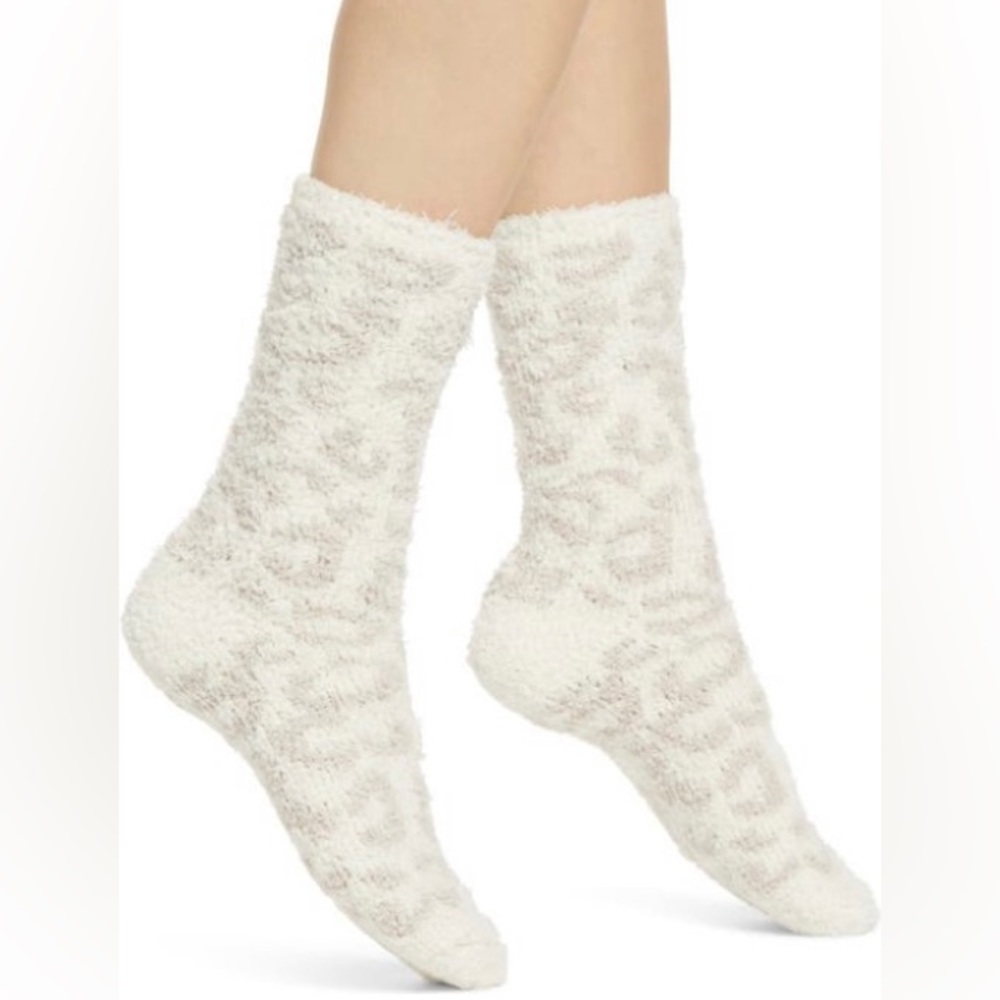 🛍️sale🛍️ NWT BarefootDreams CozyChic ‘In the Wild’ socks-cream/stone-multi - Picture 2 of 3